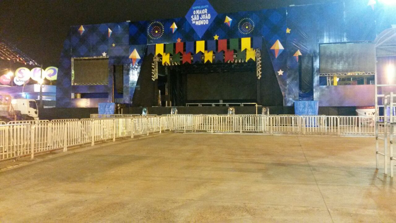 4° dia de festa: palco principal sem programação