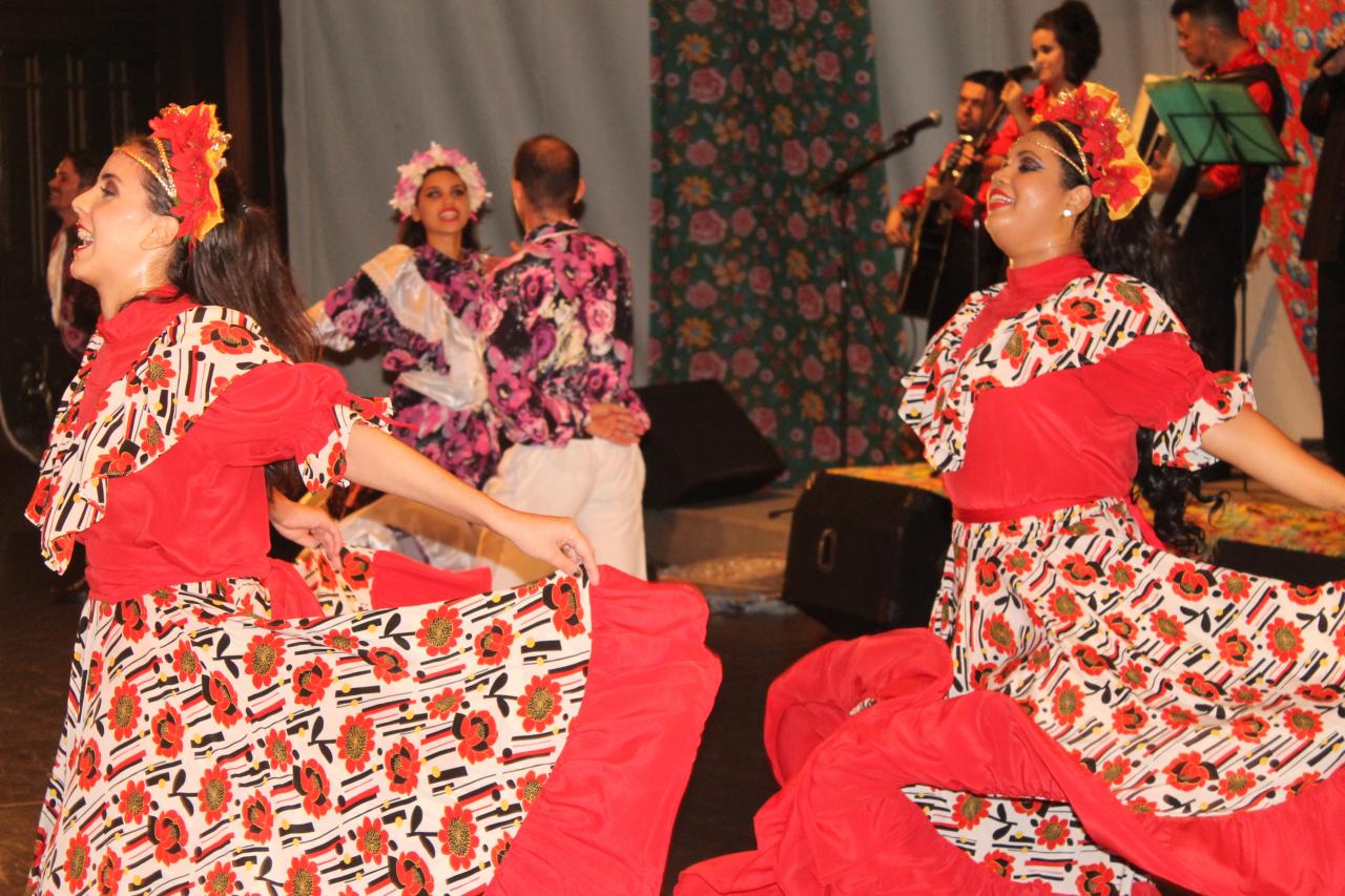 Grupo Acauã da Serra em comemoração aos seus 31 anos homenageia ritmos folclóricos do nordeste brasileiro. Foto: Letícia Aragão