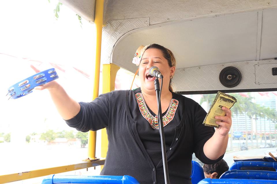 Ônibus do Forró teve muita música nordestina.