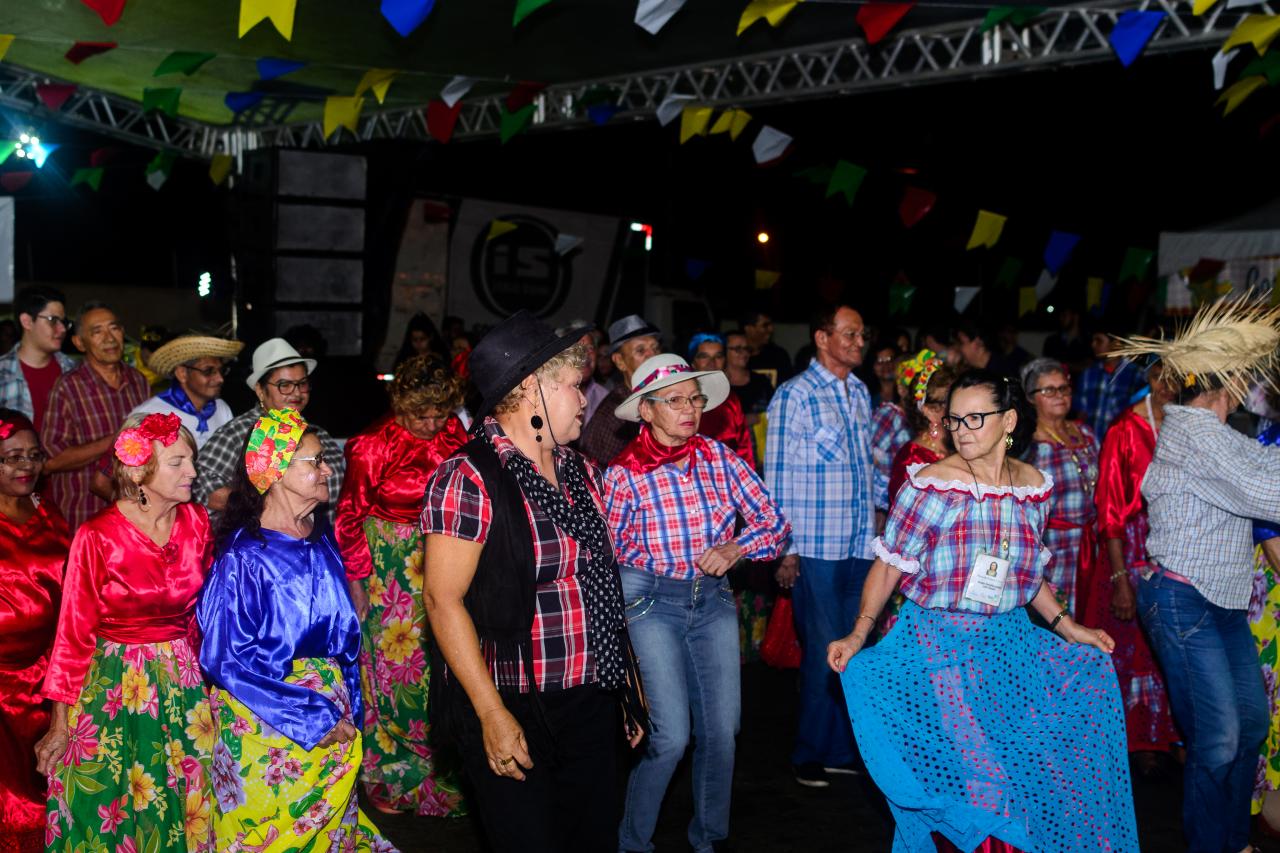 O grupo "Envelhecendo com Saúde" também animou a noite