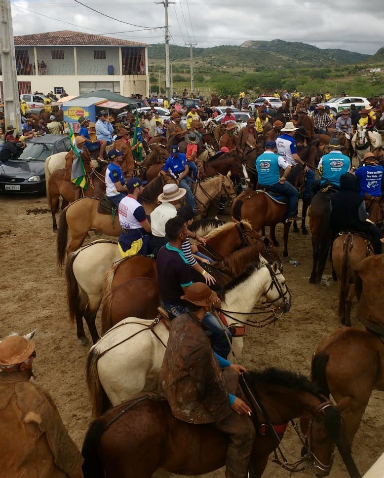 Preparação para o início da cavalgada