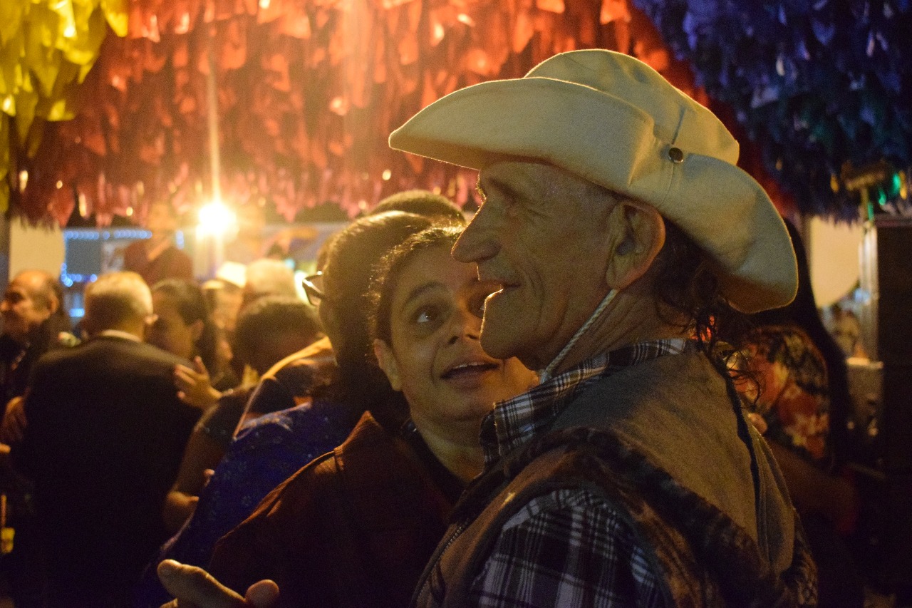 Ilhas de forró são atrativos para gente de todas as idades - Foto: Oma Roxana