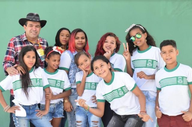 Alunos da Escola Municipal da Costa Cirne estiveram na Pirâmide do Parque do Povo.