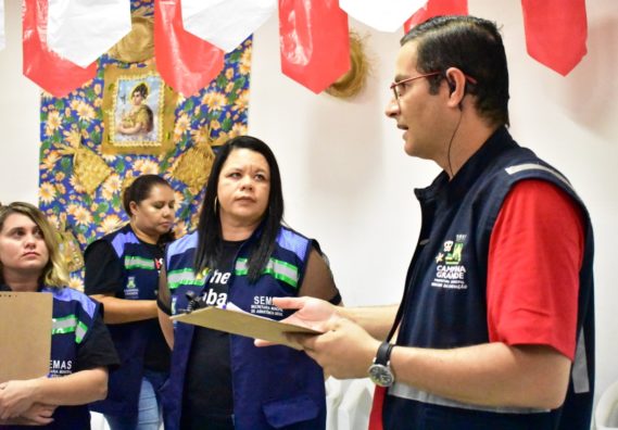 Equipes são formadas por assistentes sociais, psicólogos e educadores. 